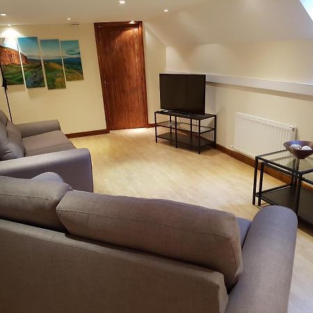 The Loft Apartment Abergavenny Exterior foto