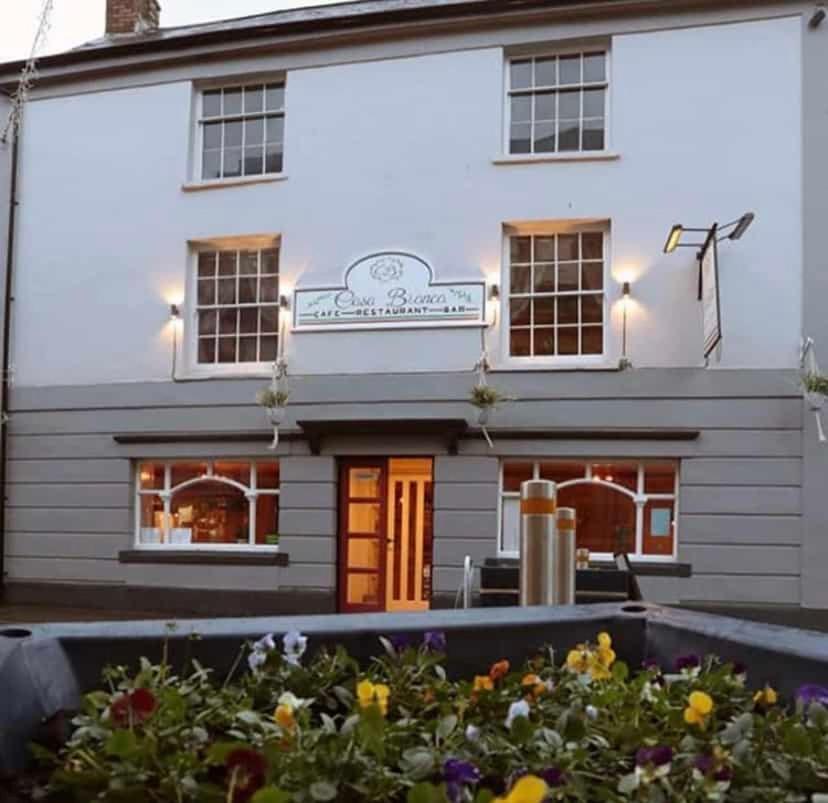 The Loft Apartment Abergavenny Exterior foto